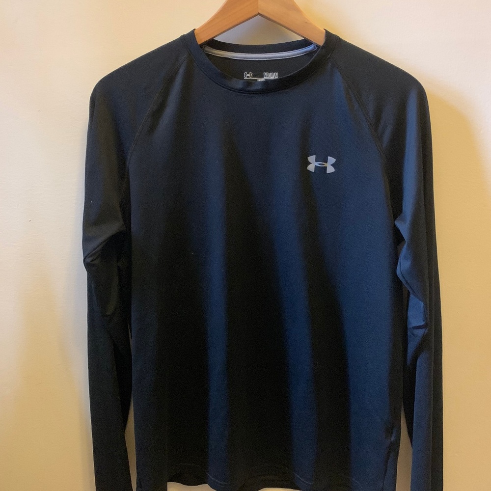 Under Armour Loose Fit long sleeve shirt